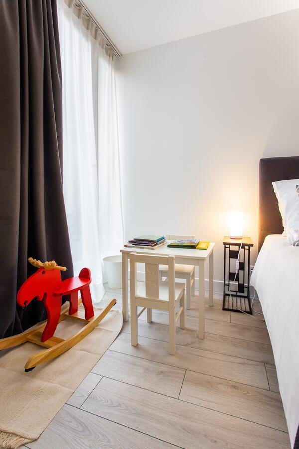 D&e Paris-disney: 5-bedroom With Netflix Apartment Champs-Sur-Marne